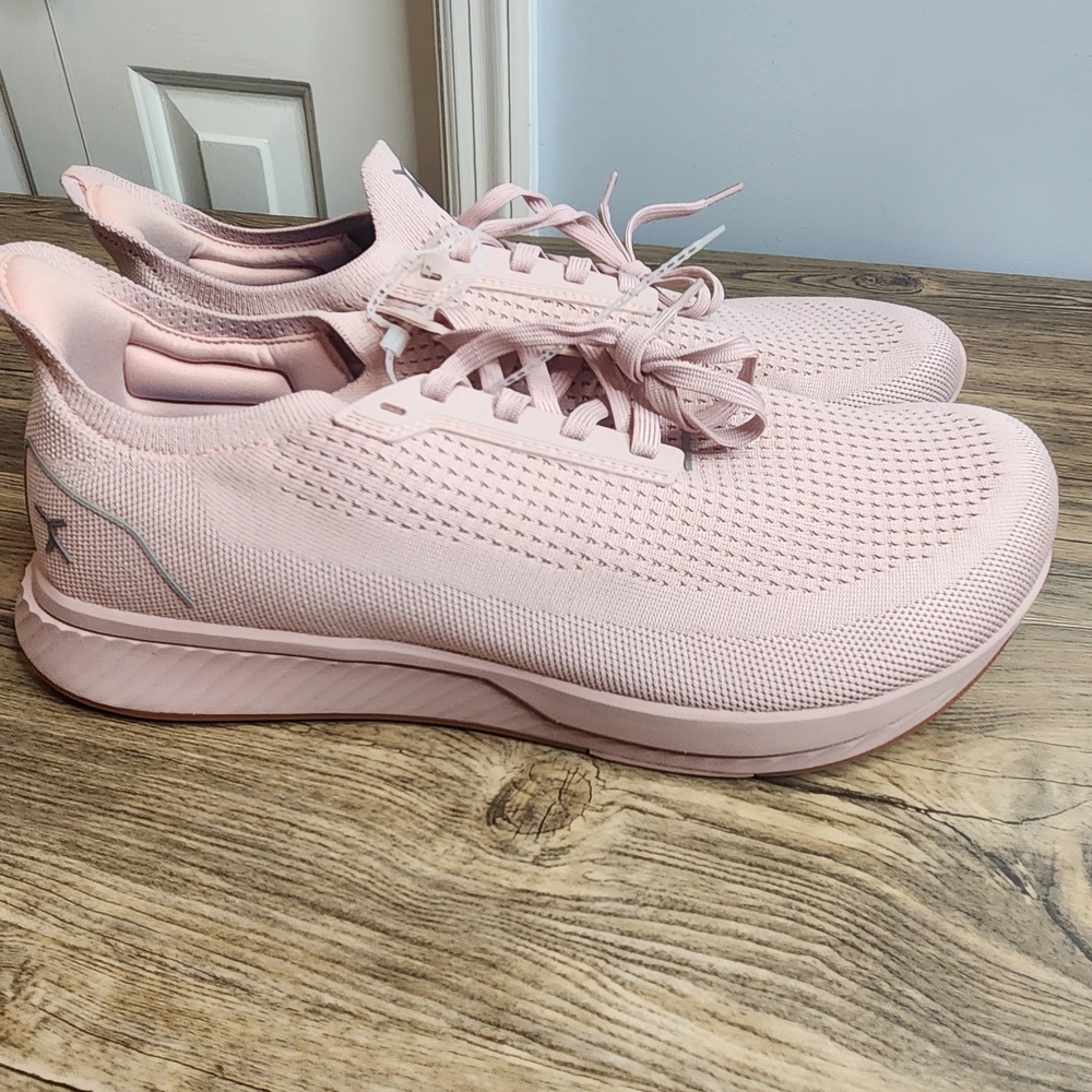 Flux Adapt Runner Shoes Blush Pink & Gum Sole Men's 12.5 and Women 14